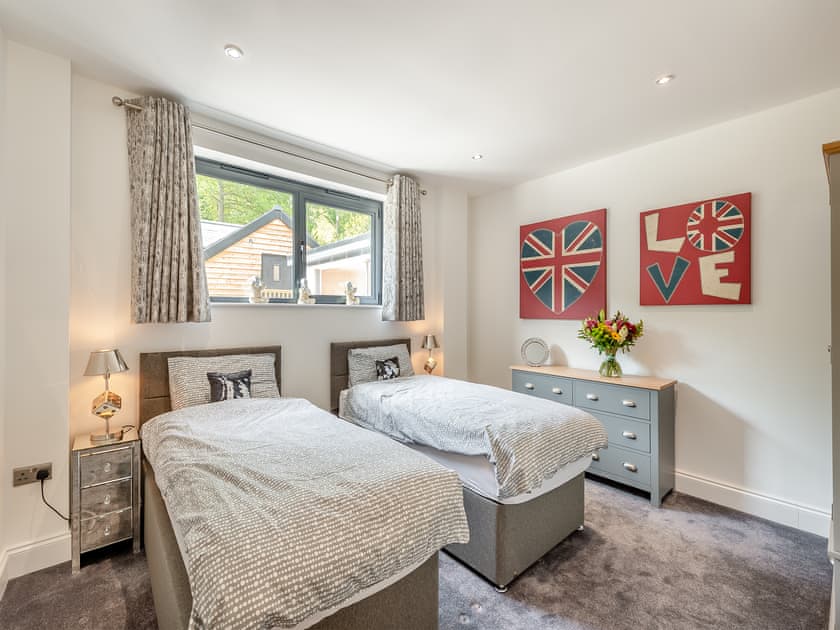 Twin bedroom | Foxton Lodge - Harrietsham Retreats, Harrietsham, Maidstone