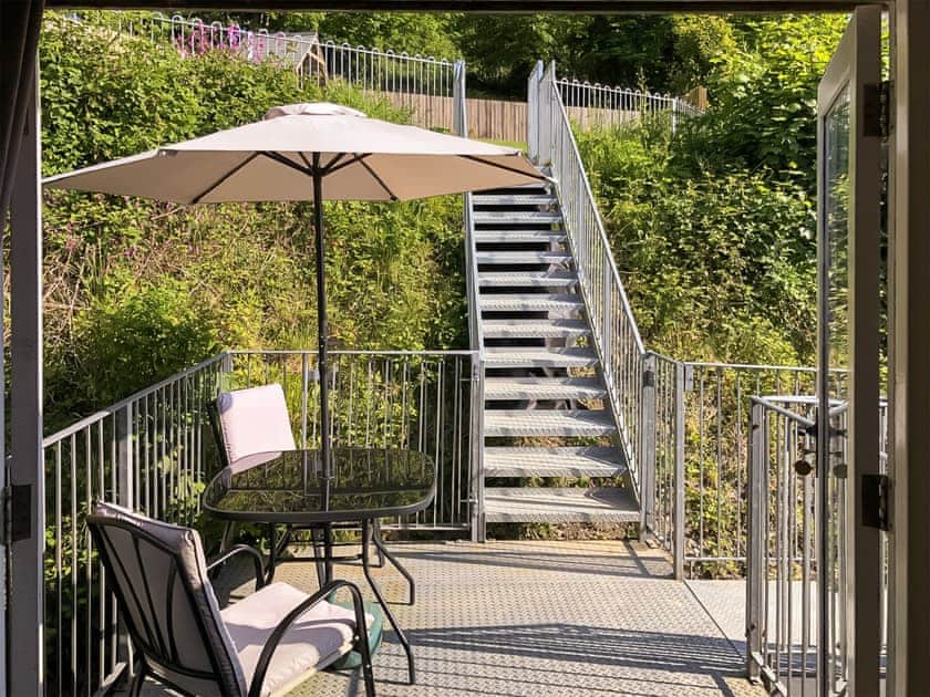 Sitting-out-area | April’s Cottage - Sanctuary Farm Cottages, Morwenstow, near Bude