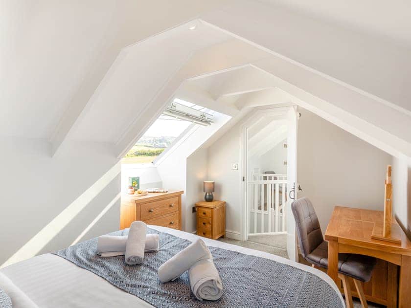 Double bedroom | Goppa, Llandanwg