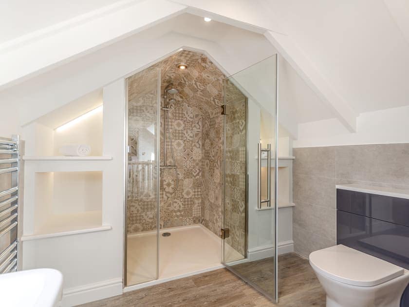 Bathroom | Goppa, Llandanwg