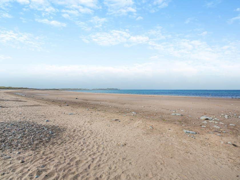 Surrounding area | Goppa, Llandanwg