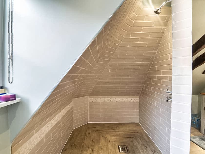 Bathroom | Freestone House, Ashby St Ledgers