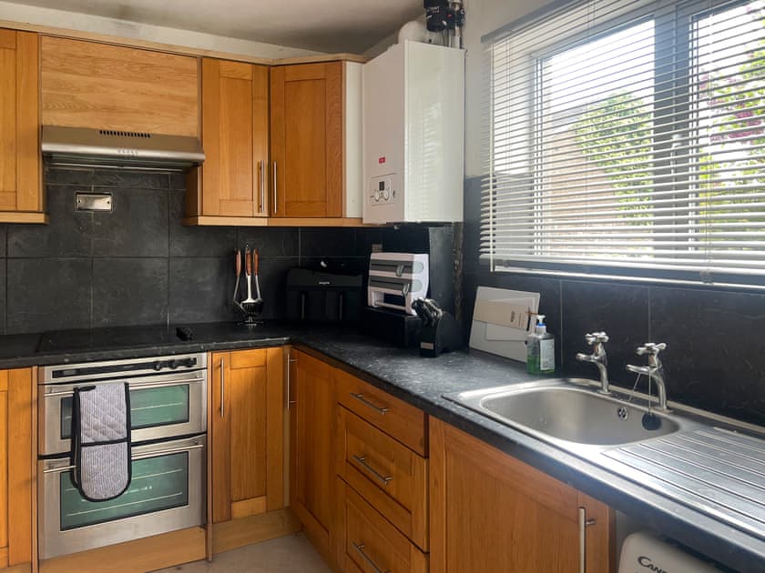 Kitchen | Elder Cottage, Bridgend