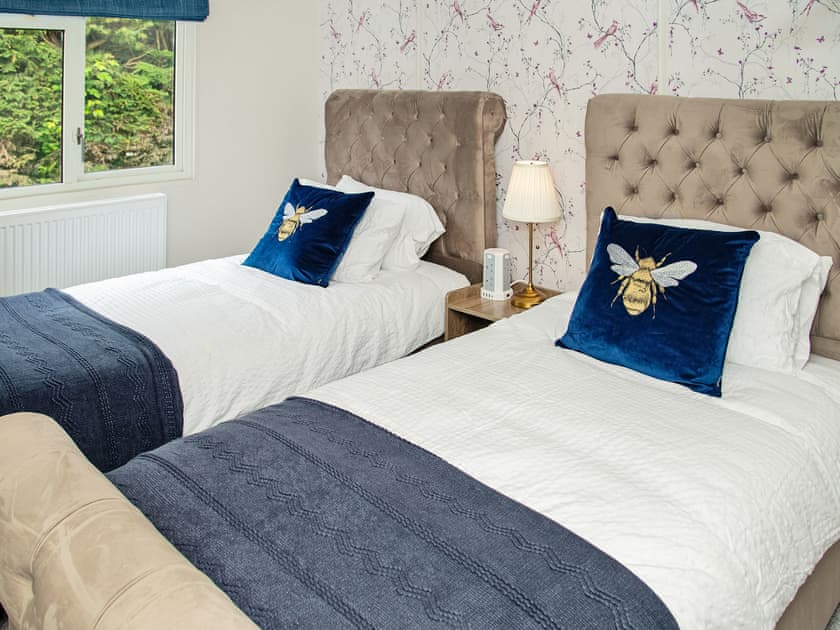 Twin bedroom | Acre Hill Lodge - Acre Hill Farm, Lane Ends, near Bolton by Bowland