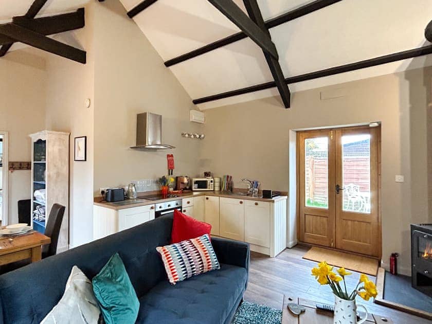 Open plan living space | Nuthatch Barn - Little Derril, Derril, near Bude