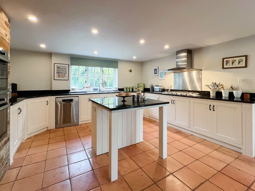 Kitchen | Sandy Toes Cottage, Eastmoor