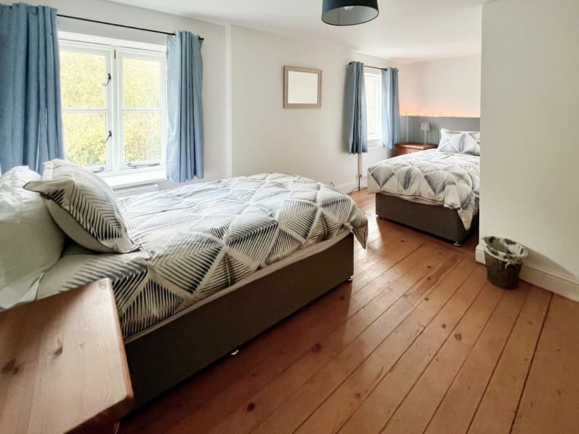Twin bedroom | Sandy Toes Cottage, Eastmoor