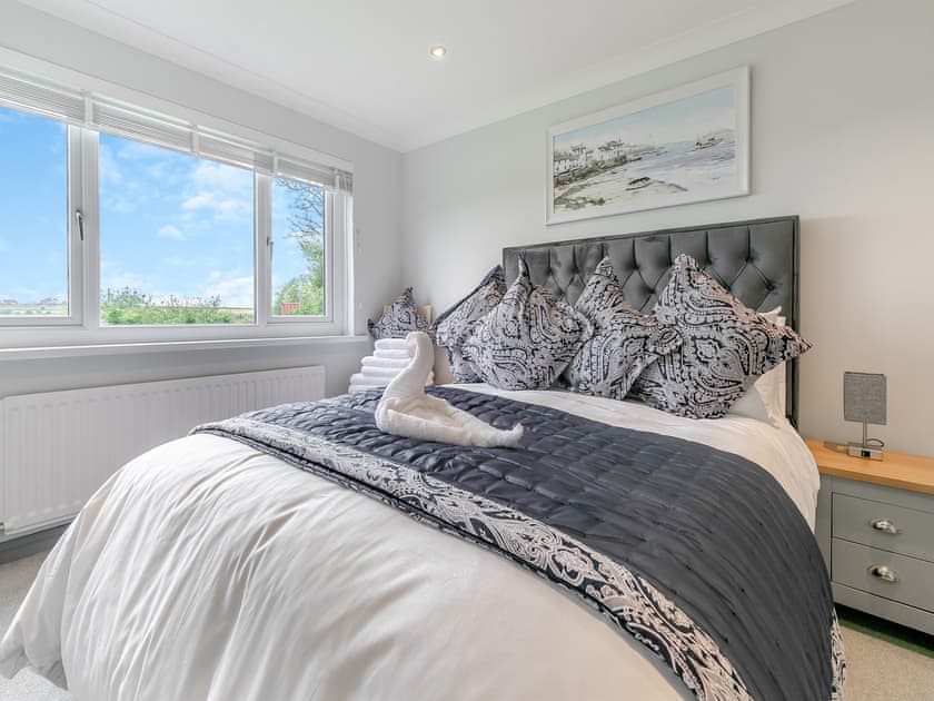 Double bedroom | The Lodge, Helston