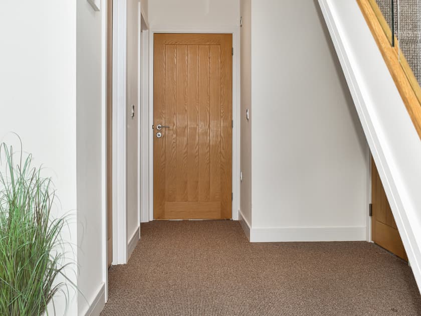 Interior | Shannon, Newport