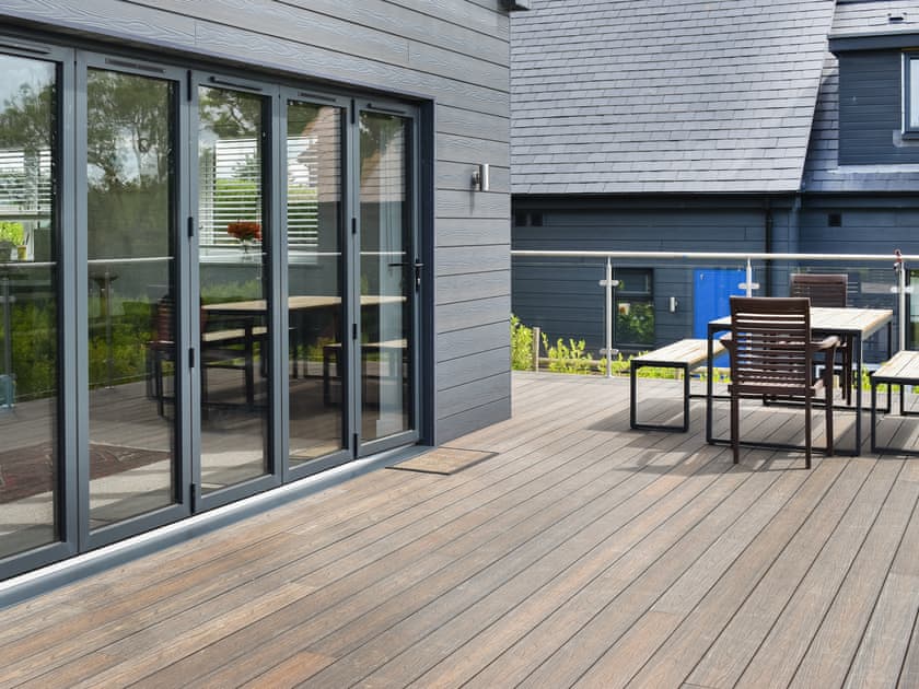 Terrace | Shannon, Newport