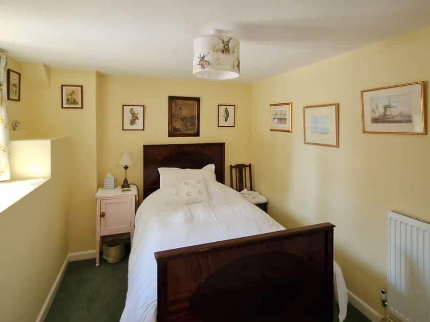 Single bedroom | Oldfield, Bishopstrow, near Warminster