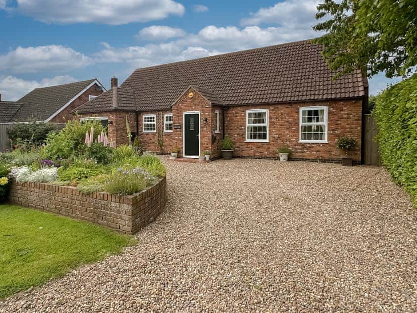 Exterior | Lilium Cottage, North Somercotes
