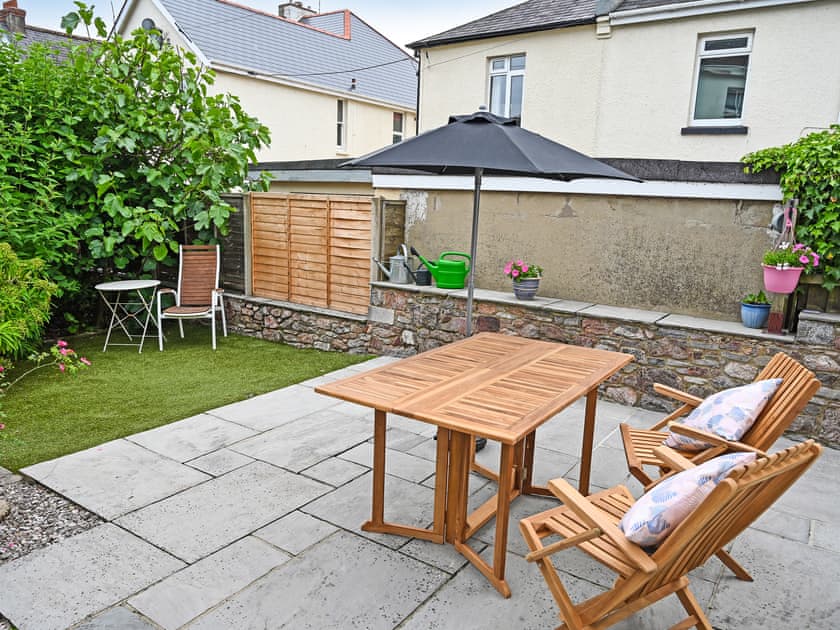 Terrace | Leehaven, Torquay