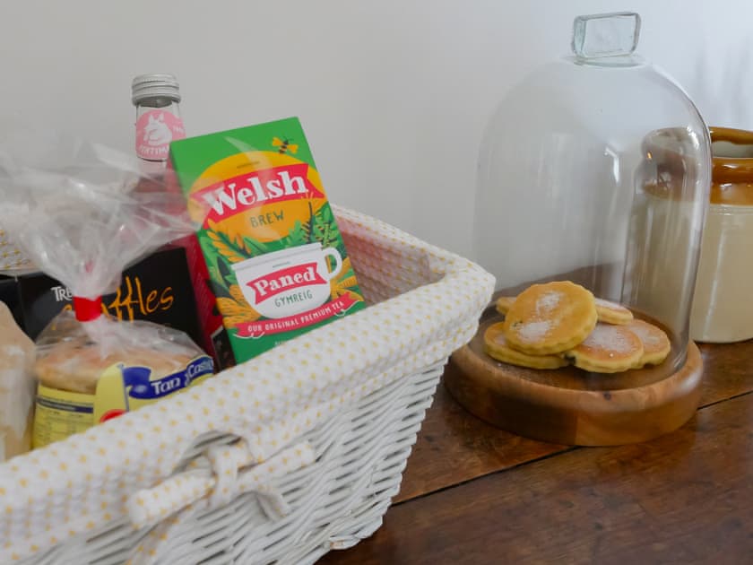 Welcome pack | Dolwen Isaf, Llanerfyl, near Welshpool