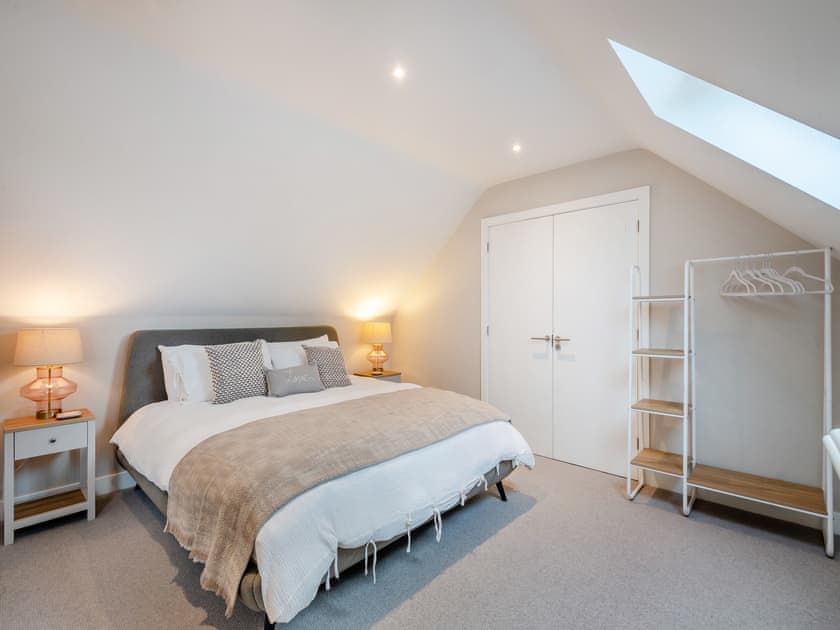 Master bedroom with super king bed  | Hollyhocks-  The Loft at The Gatehouse - Hollyhocks, Holt