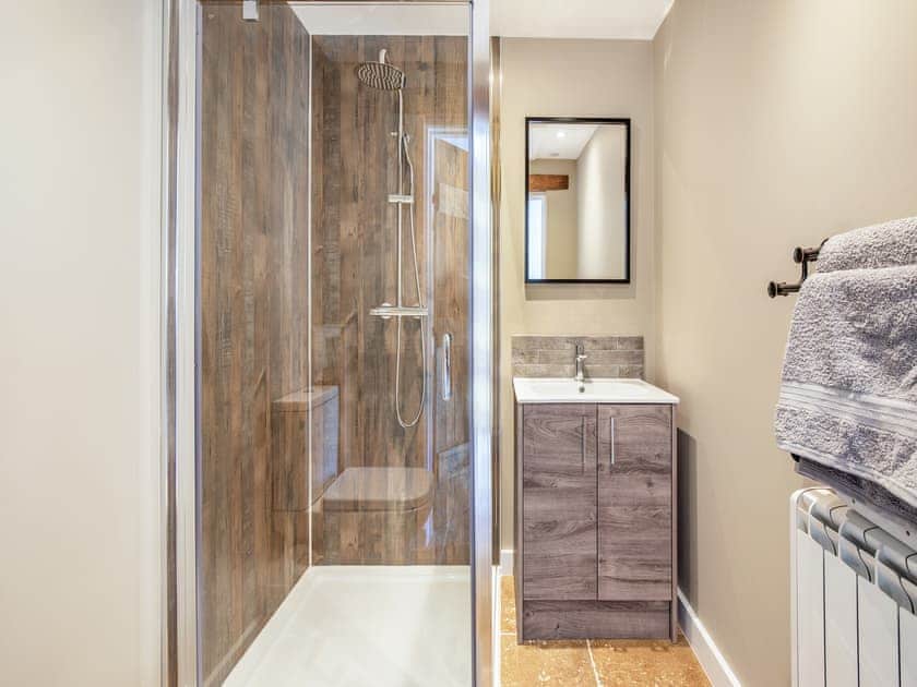 Bathroom | The Old Stables 2 - Quarry Hill Farm, Shipton-Under-Wychwood