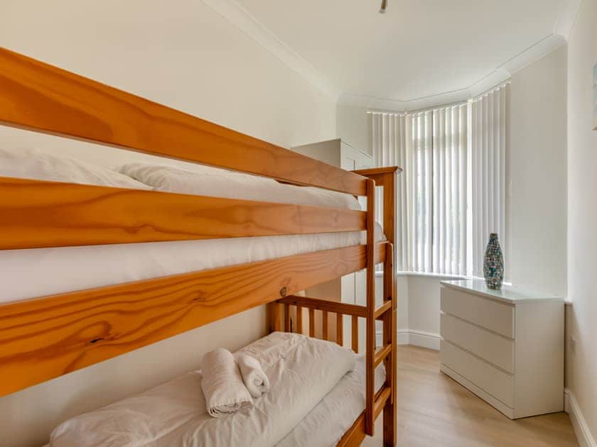 Cosy bunk bedroom | 7 Vista Apartments - Vista Apartments, Paignton