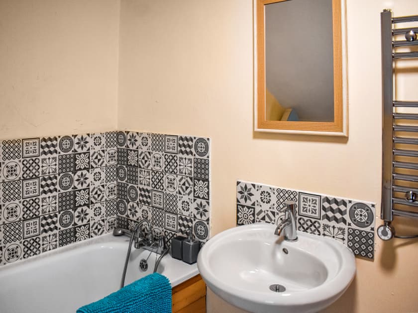 Bathroom | Orchard Cottage, Prestatyn