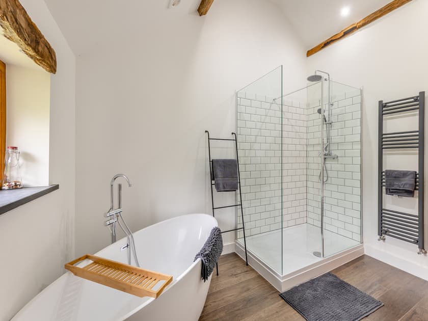 Bathroom | Ty Carreg, Southgate, near Aberystwyth