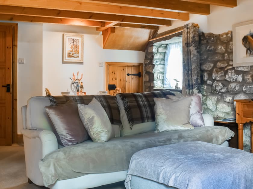 Living room/dining room | Elbeck Dairy Cottage - Elbeck Retreats, Litton, near Grassington