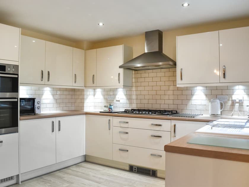 Kitchen | Song Bird Holiday Home, Whitby