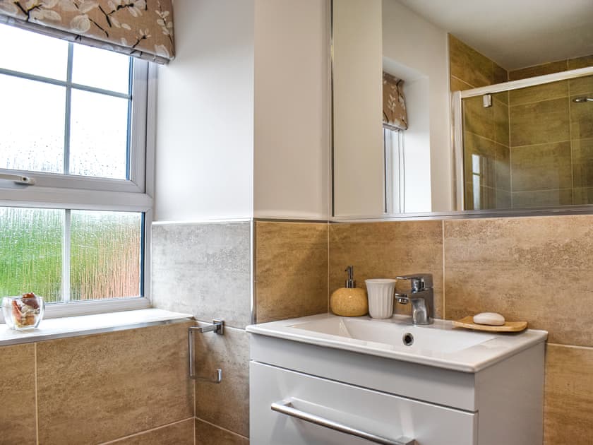 Bathroom | Song Bird Holiday Home, Whitby