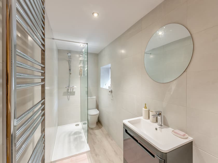 Shower room | Duckling Cottage, Addingham, near Ilkley