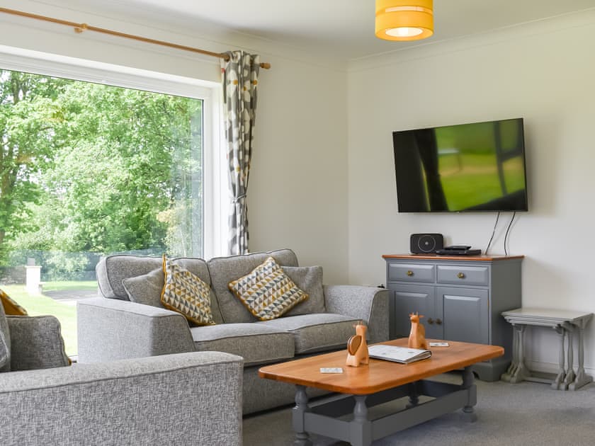 Living area | Trelawney Bungalow, Callington