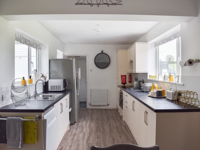 Kitchen | Trelawney Bungalow, Callington