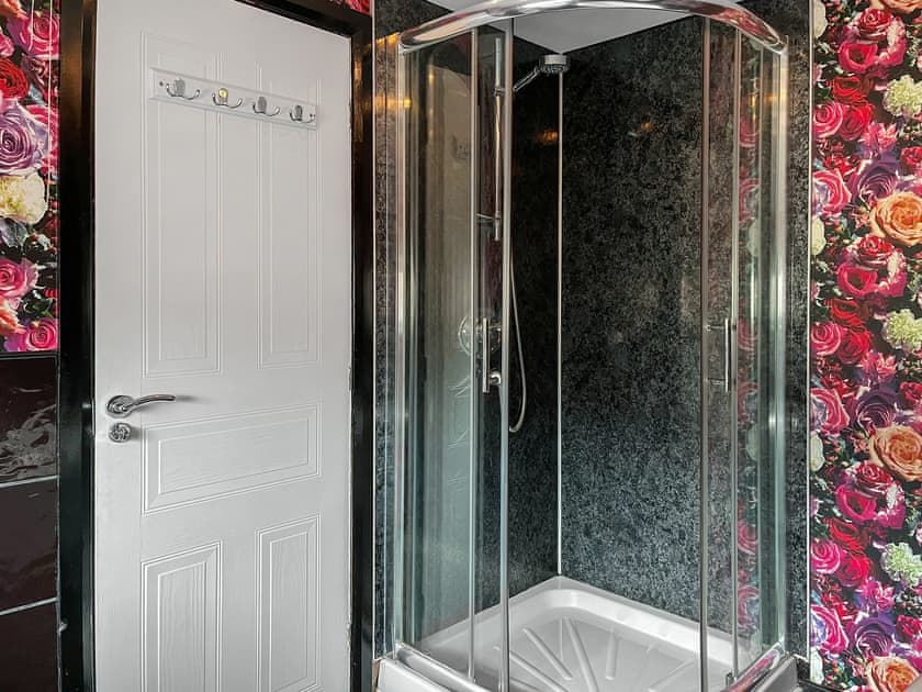 Bathroom | Regent House, Scarborough