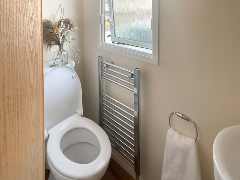 Bathroom | Sea Breeze, Heysham, near Lancaster