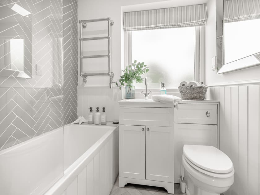 Bathroom | Ty Mor, Abersoch