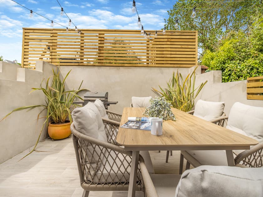 Sitting-out-area | Ty Mor, Abersoch