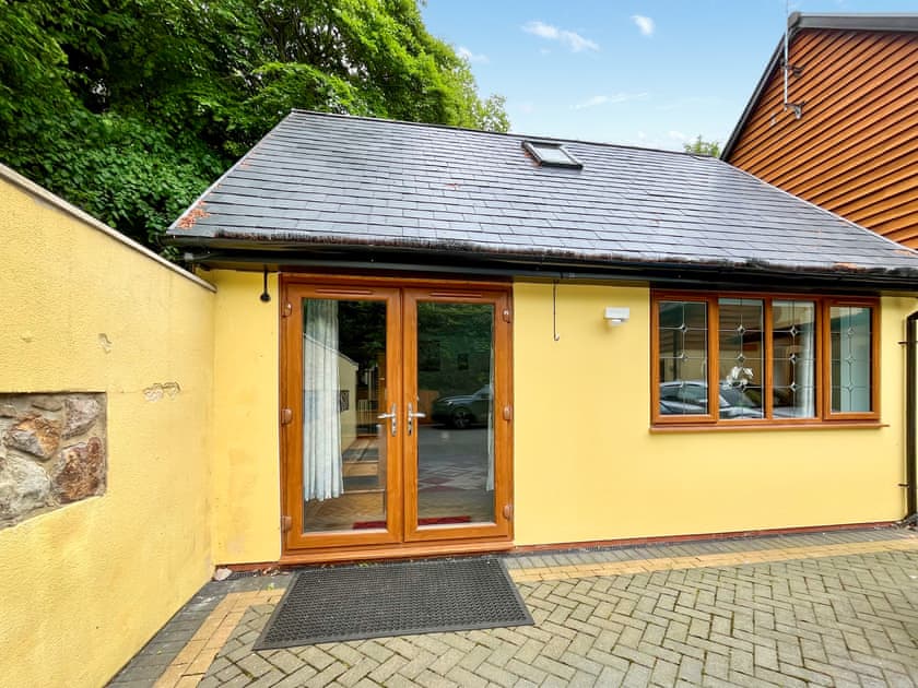 Exterior | High Banks Annexe, Chiseldon, Near Marlborough