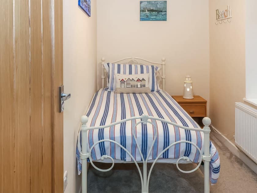 Single bedroom | Little Netherleigh, Four Mile Bridge, near Trearddur Bay