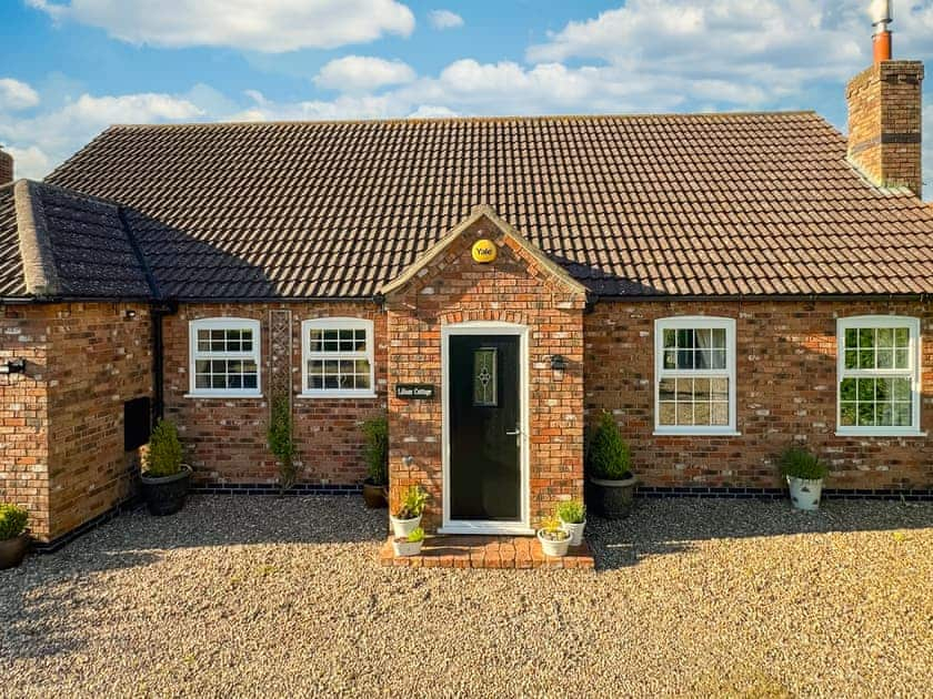 Exterior | Lilium Cottage, North Somercotes