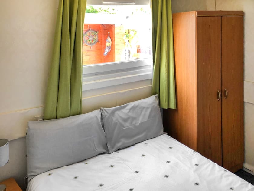 Double bedroom | Cow Boy Cabin - Cow Boy Holidays, Glasgow