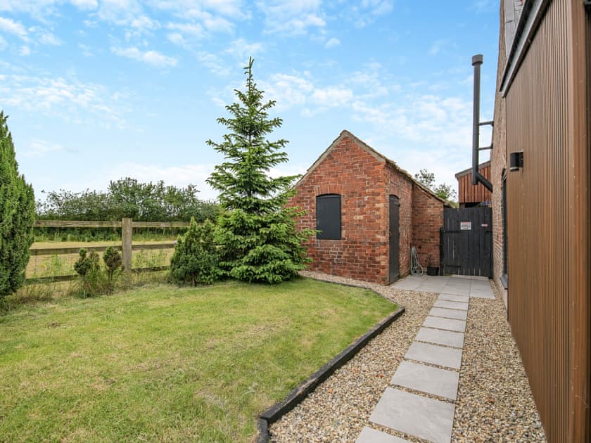 Exterior | The Hive - Fieldhouse Farm Cottages, Skirlaugh
