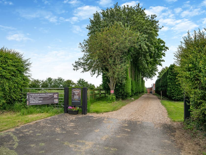 Exterior | The Warren - Fieldhouse Farm Cottages, Skirlaugh