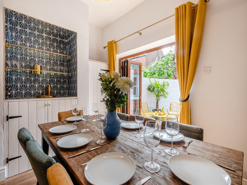 Dining Area | Stradbroke House, Cromer