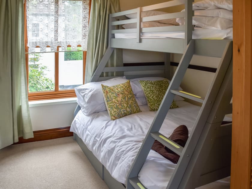 Bunk bedroom | Capri Cottage, Winterton-on-Sea