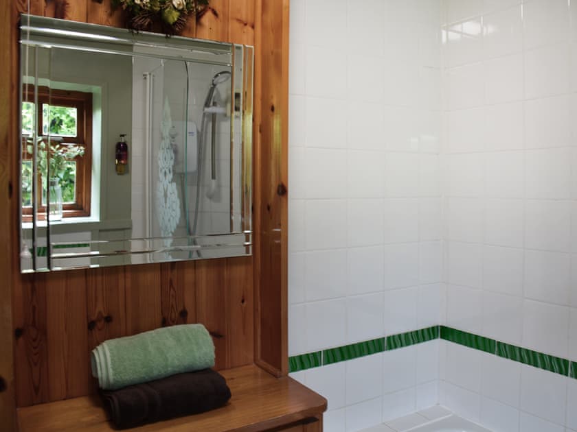 Bathroom | Capri Cottage, Winterton-on-Sea