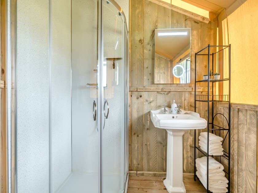 Shower room | Muntjac - Hawthorns Glamping, Foxley, near Dereham