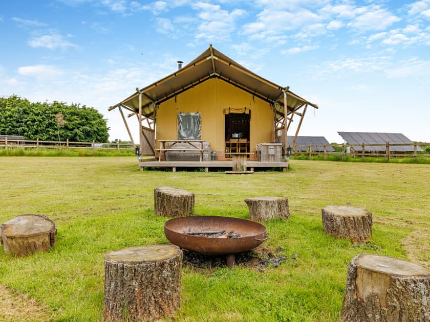 Exterior | Muntjac - Hawthorns Glamping, Foxley, near Dereham