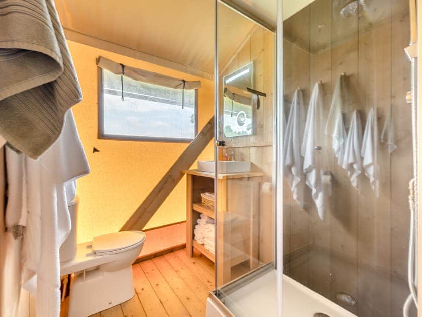 Shower room | Fallow - Hawthorns Glamping, Foxley, near Dereham