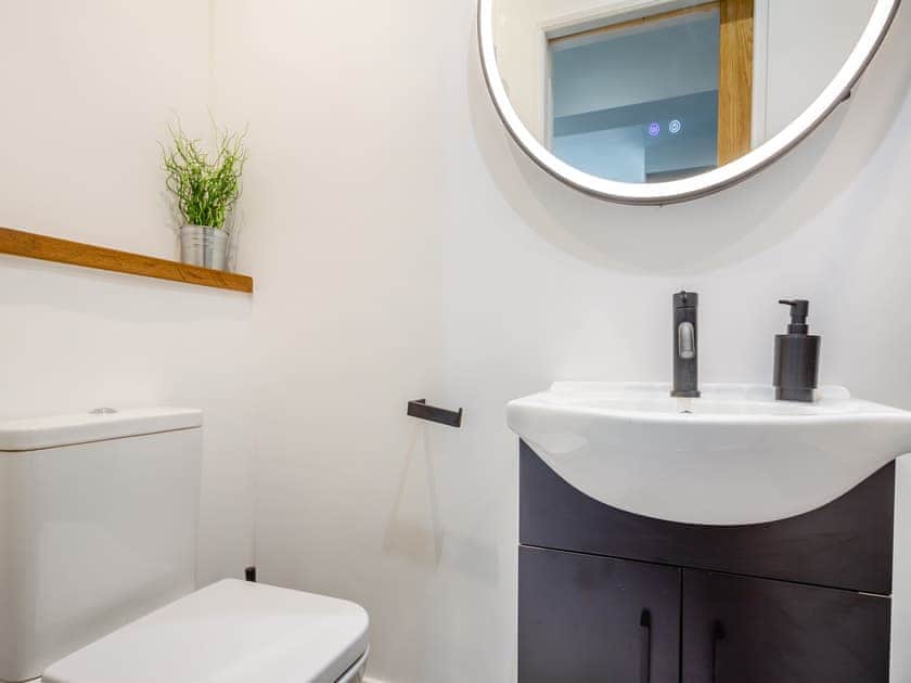 Bathroom | Beach Front Apartment, Rhos-on-Sea