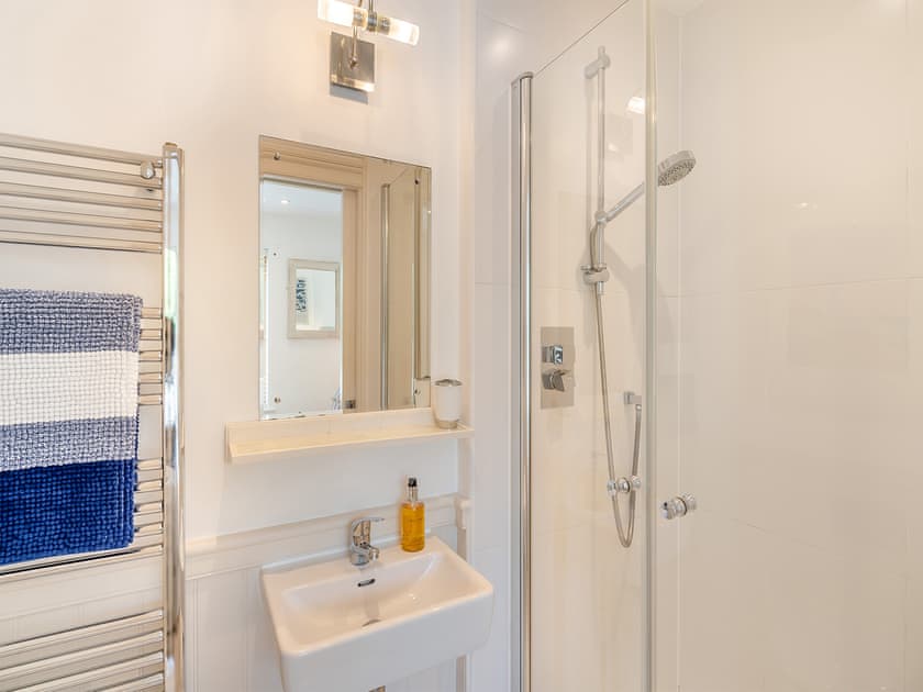 Bathroom | Garden Apartment, Hallsands