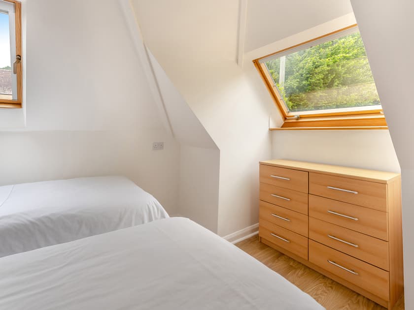 Dressing area within twin bedroom | Knowle Croft Cottage, Fairlight, near Hastings