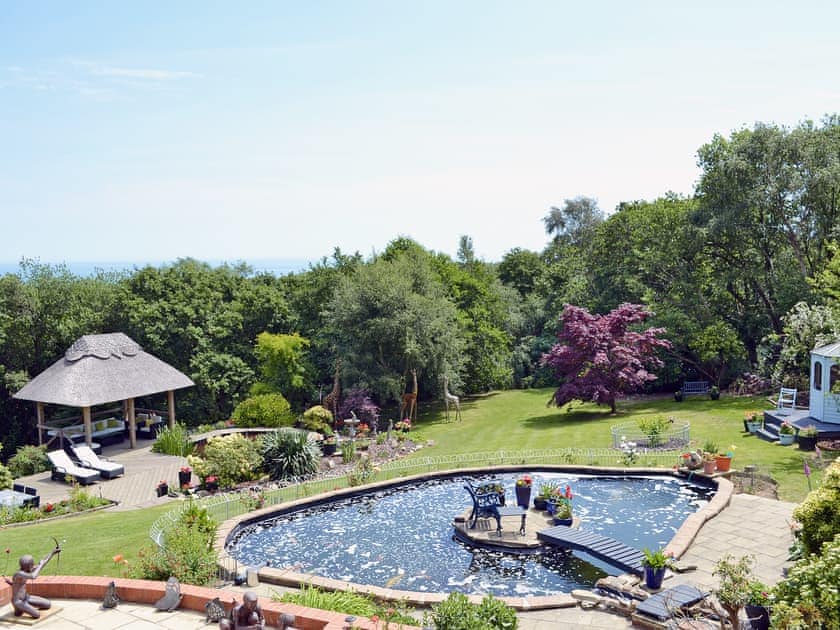 Garden | Knowle Croft Cottage, Fairlight, near Hastings