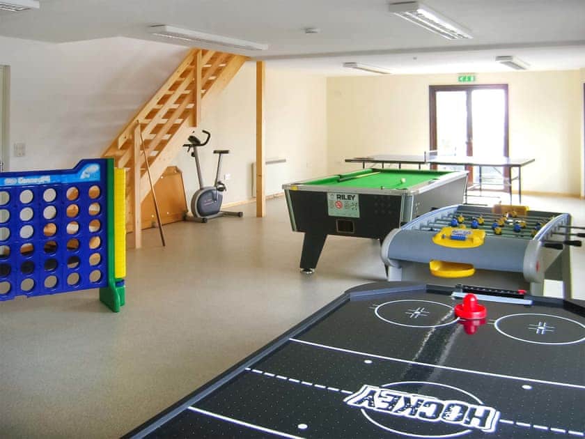 Games room | Stour Cross Farm- Hardy Chalet - Stour Cross Farm, West Stour, near Gillingham